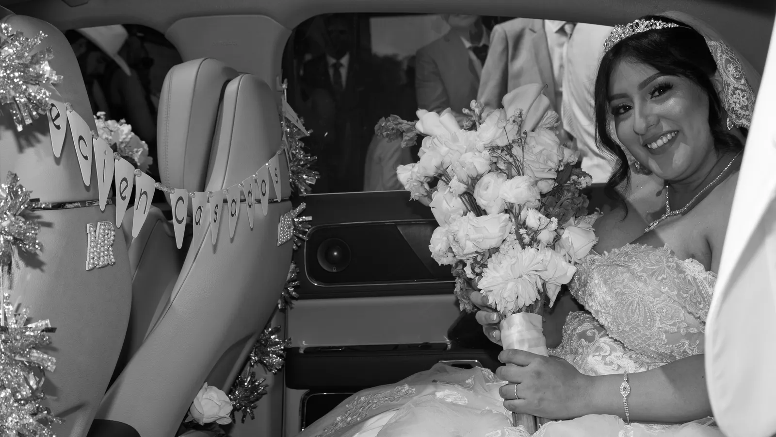 Black and white wedding detail